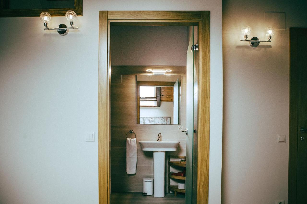 Hostal Iratibizkar Ochagavía Buitenkant foto
